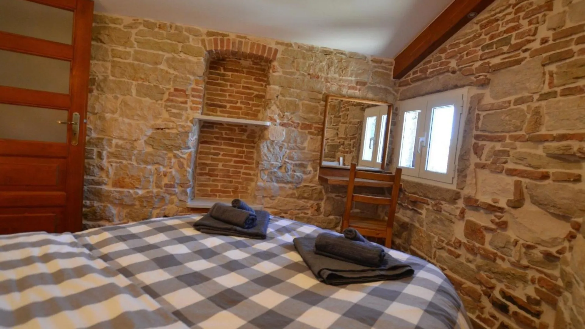 Urban And Upscale Homes Rovinj Old Town 0*,  Croatia