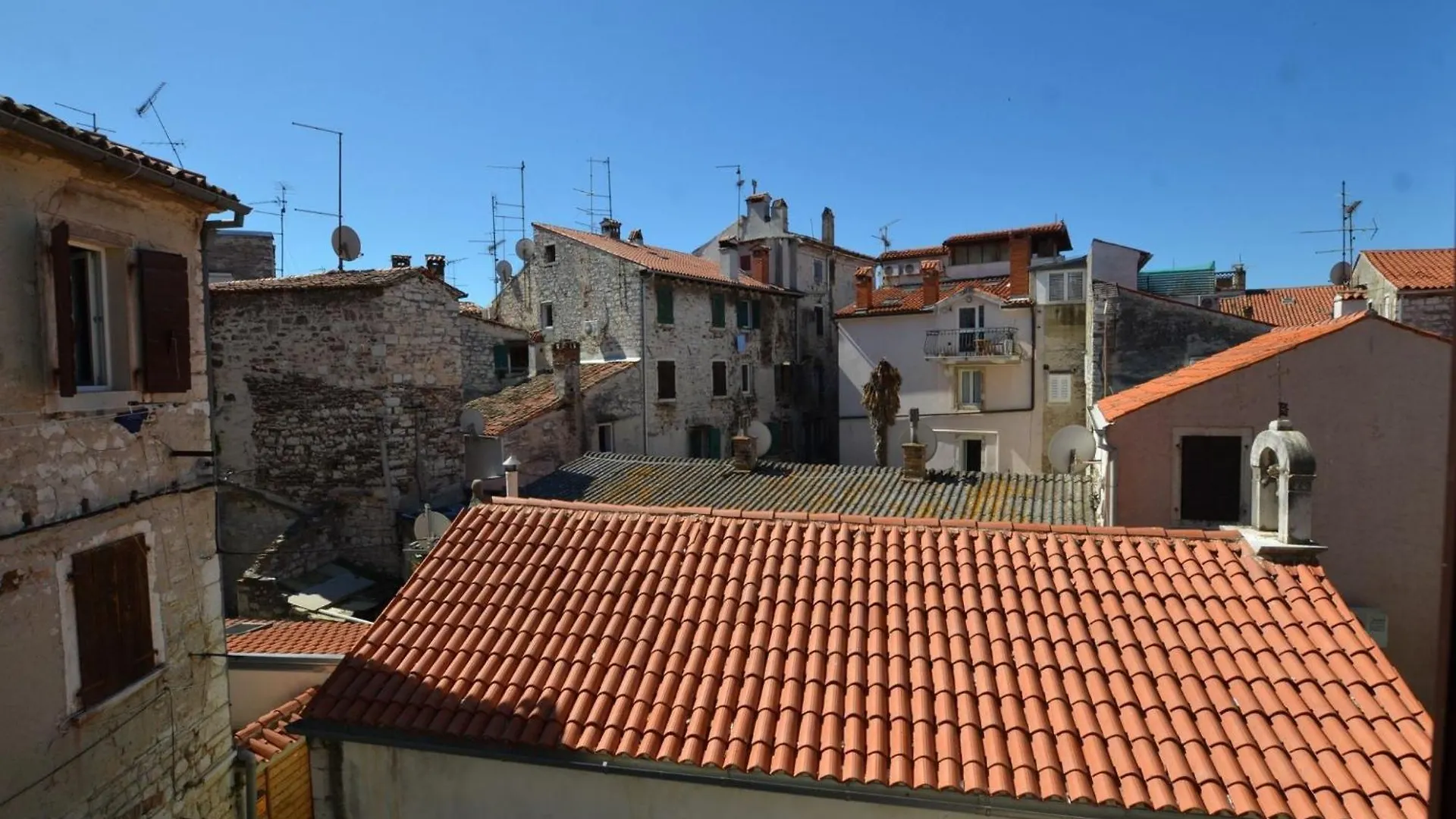 Urban And Upscale Homes Rovinj Old Town Apartment