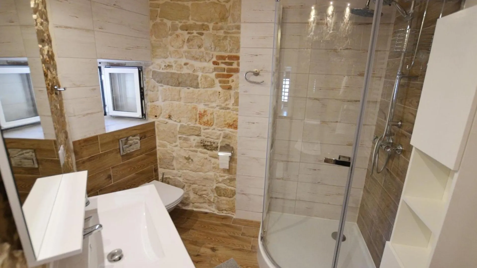 Urban And Upscale Homes Rovinj Old Town Apartment